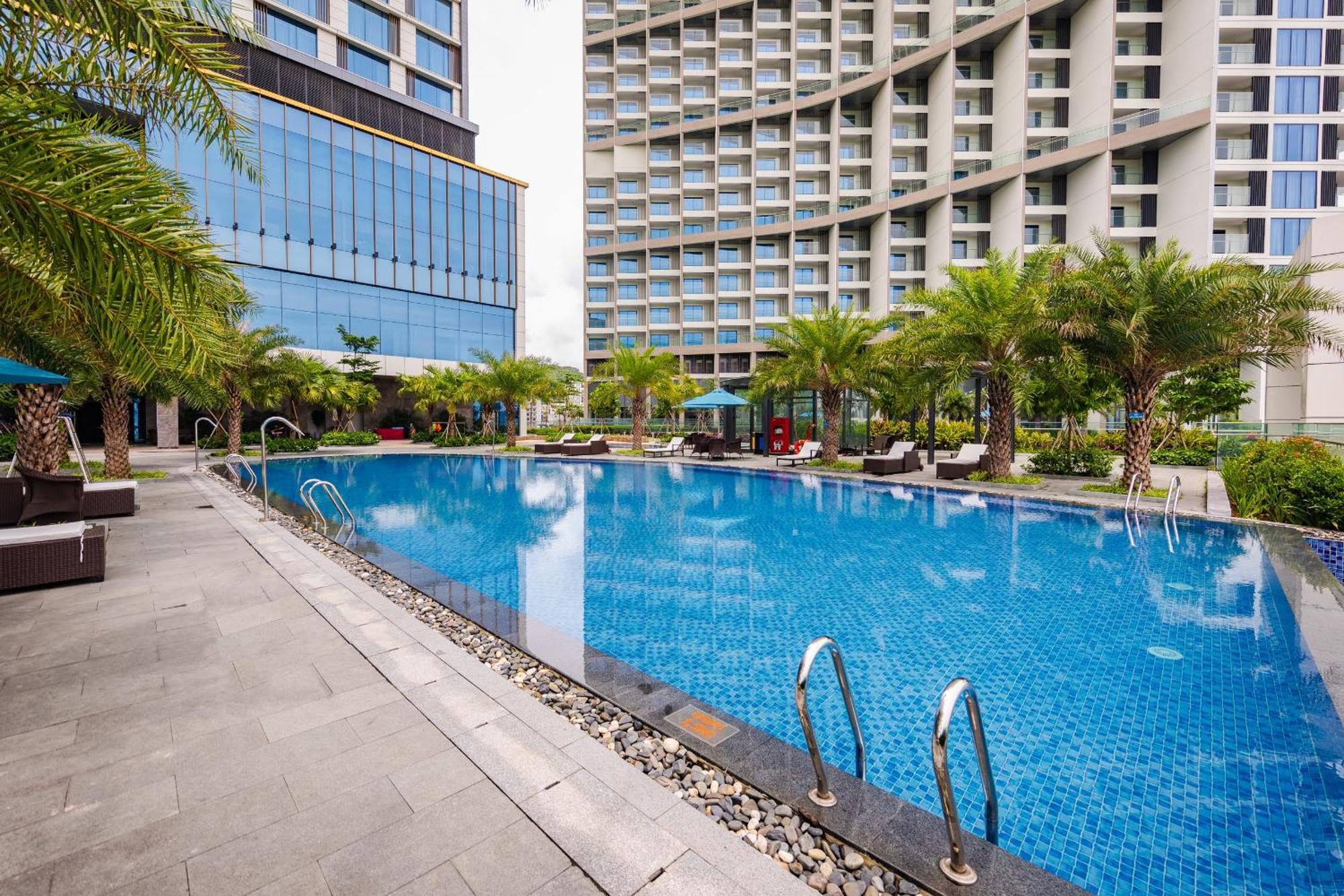 Muong Thanh Luxury Ha Long Centre II Exterior photo