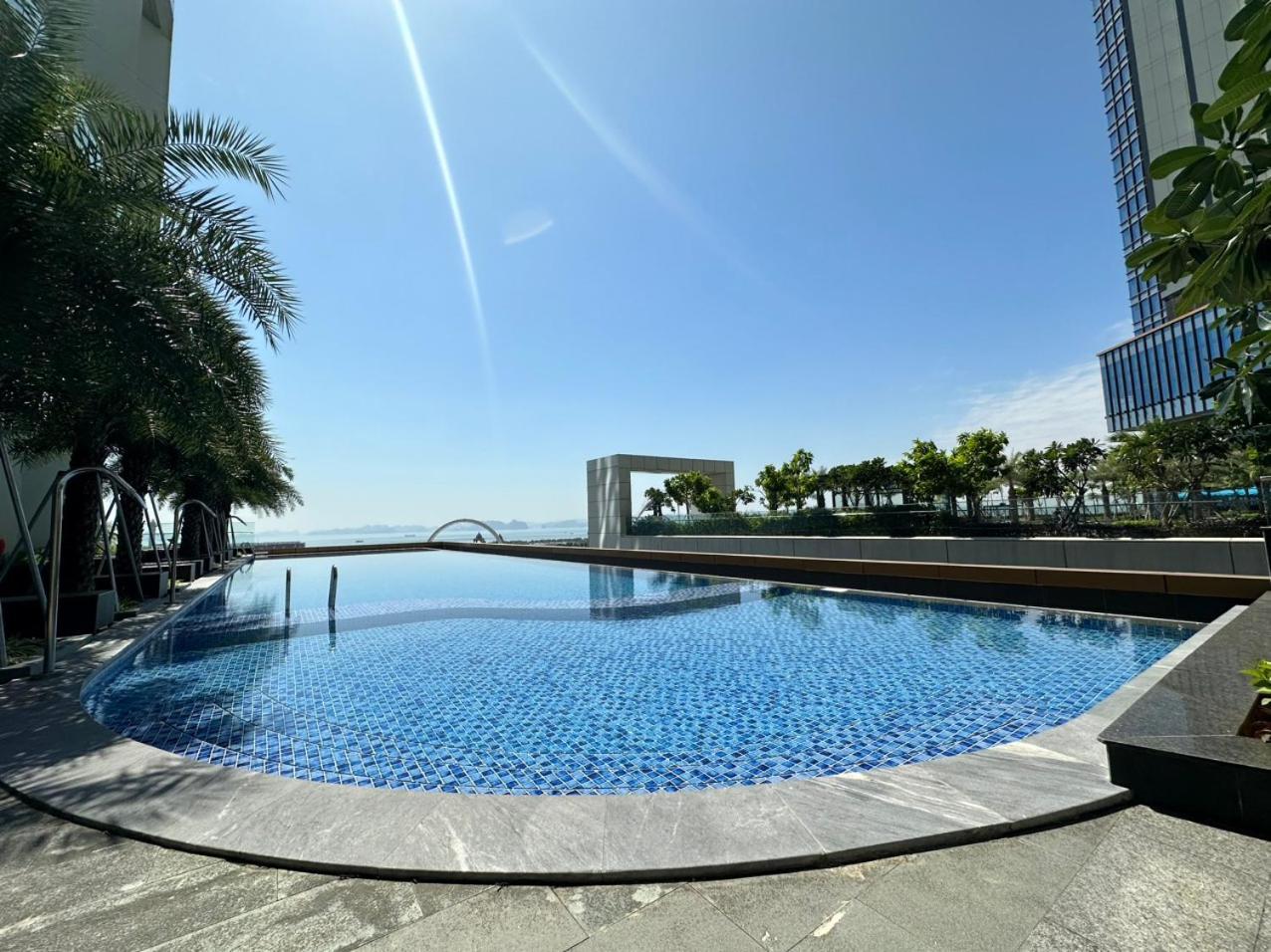 Muong Thanh Luxury Ha Long Centre II Exterior photo
